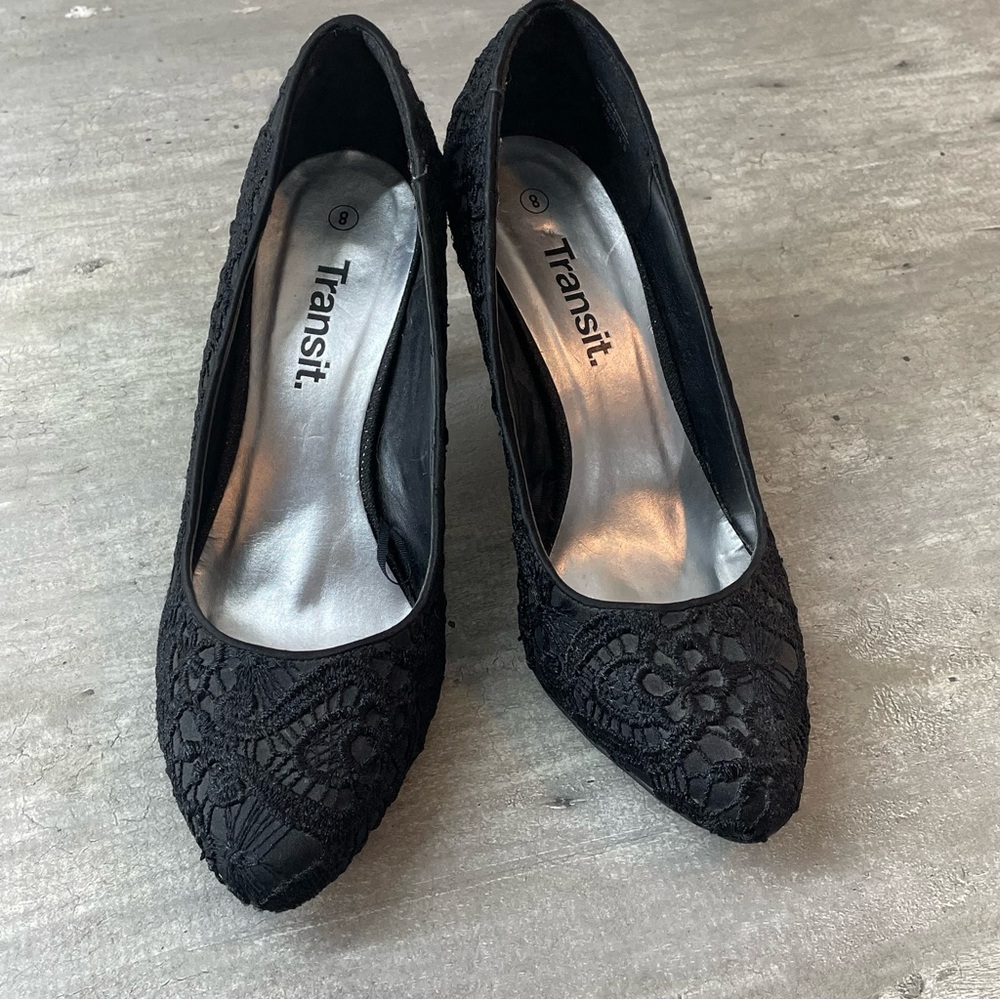 Transit Lace Pumps Womens 8 Black‎ Good Condition Pointed Toe Stiletto Heels